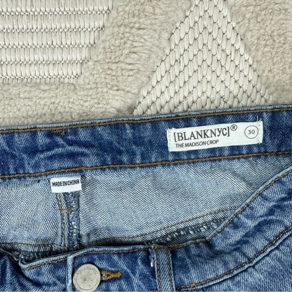 Blanknyc Jeans 30 The Madison Crop High Rise Crop  Embellished - Picture 8 of 14